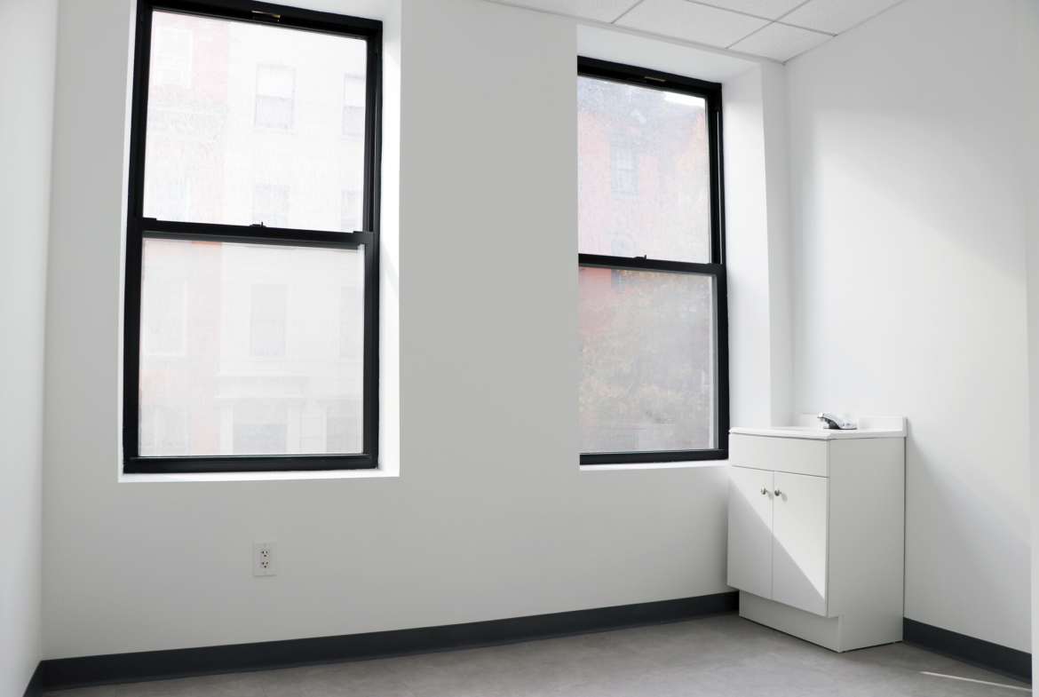 Murray Hill, E 33rd St, Built Office/Medical Space For Lease 2,900 SF