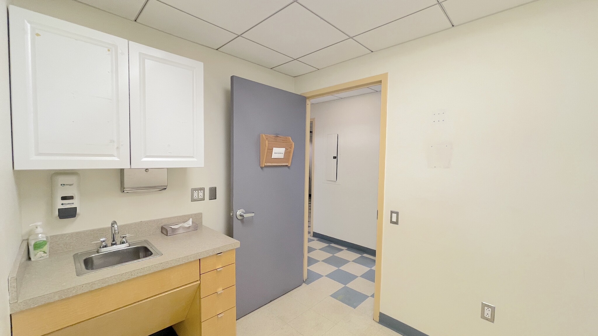 E 78th St, Upper East Side, Office/Medical Space For Rent 1,800 SF