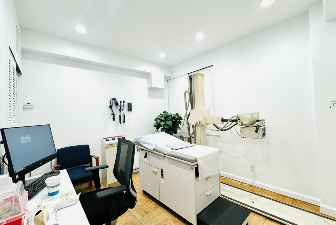 Upper East Side, Park Ave, Built Medical Office Space For Sublease 2,200 SF