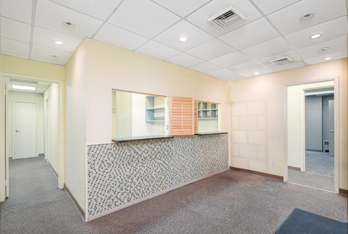 W 54th St, Columbus Circle, Office/Medical Space For Rent 1,600 SF