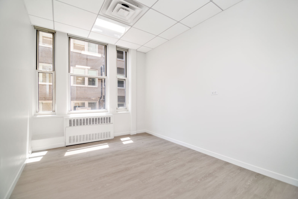 E 40th St, Grand Central, Commercial Medical Office Condo Space For Sale 2,600 SF
