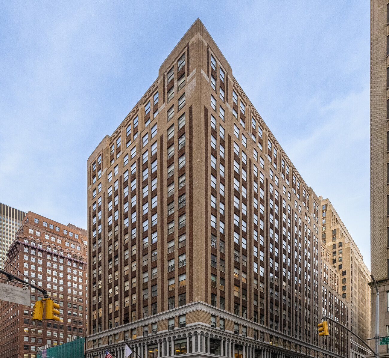 Penn Station, Seventh Ave, Retail/Restaurant Space For Rent 1,500 - 3,700 SF
