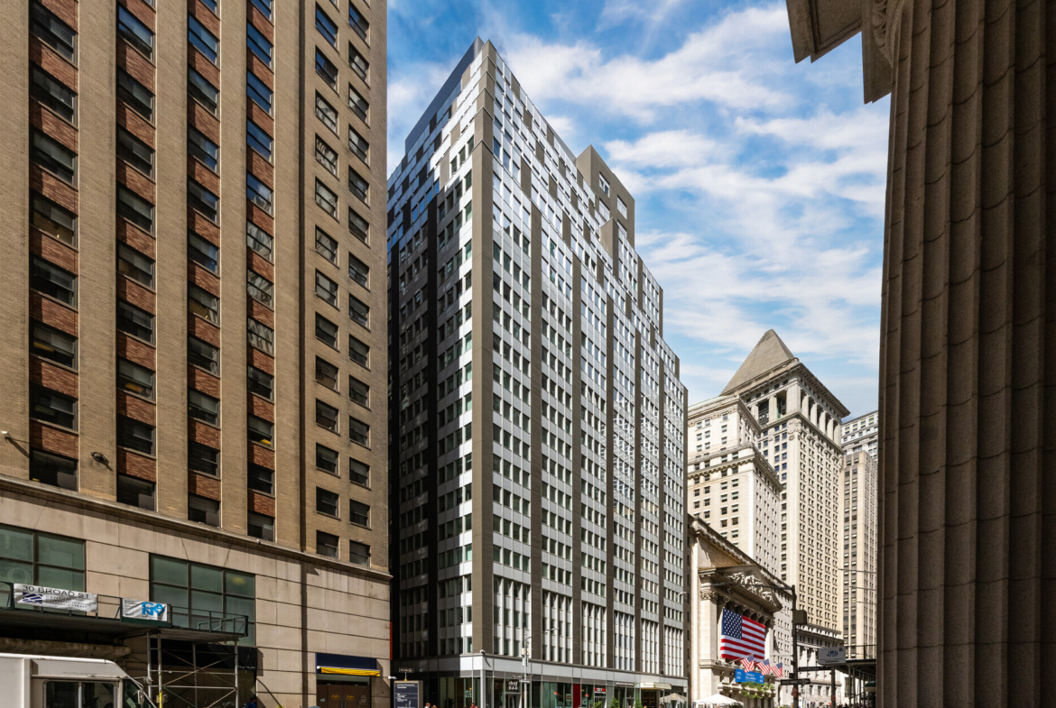 Broad St, Financial District, Ratail Space For Lease 2,500 SF