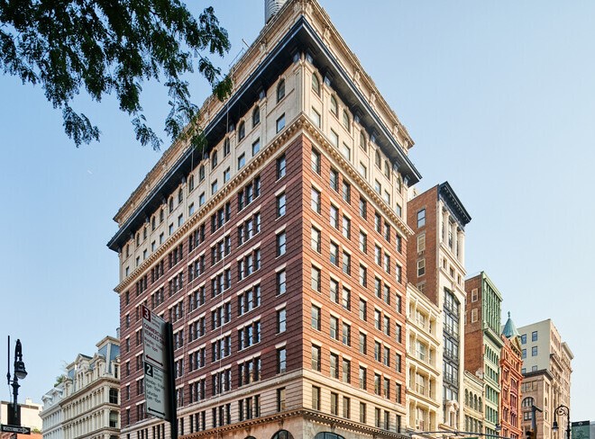 Broadway, Greenwich Village, Fitness/Retail Space For Rent 5,900 SF