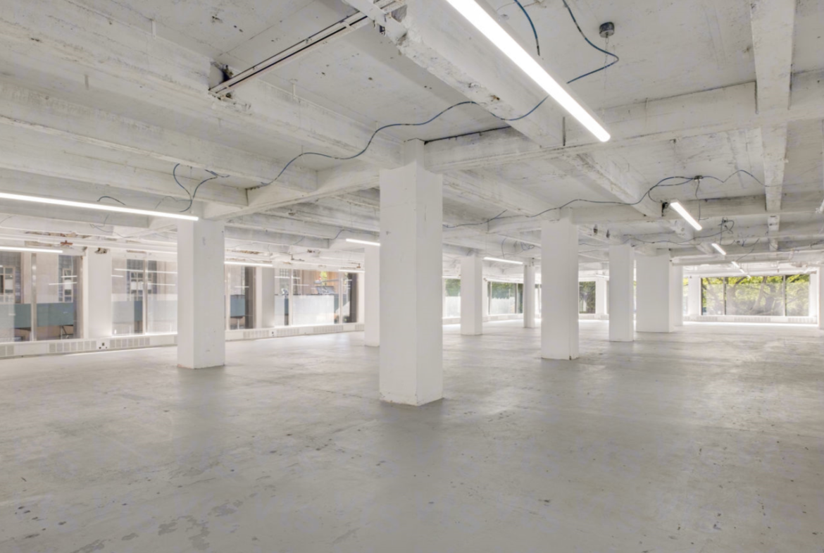 City Hall, Broadway, Retail Space For Rent 10,100 - 23,400 SF