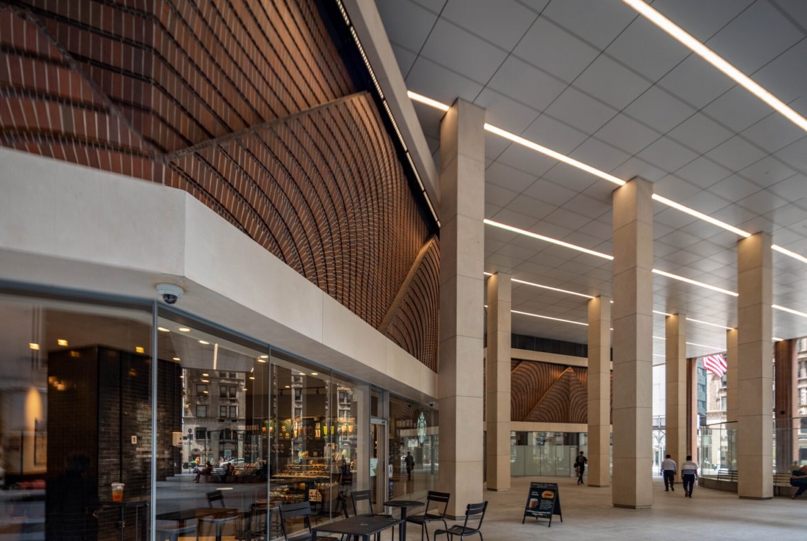 Lexington Ave, Plaza District, Retail Space For Rent 1,300 SF