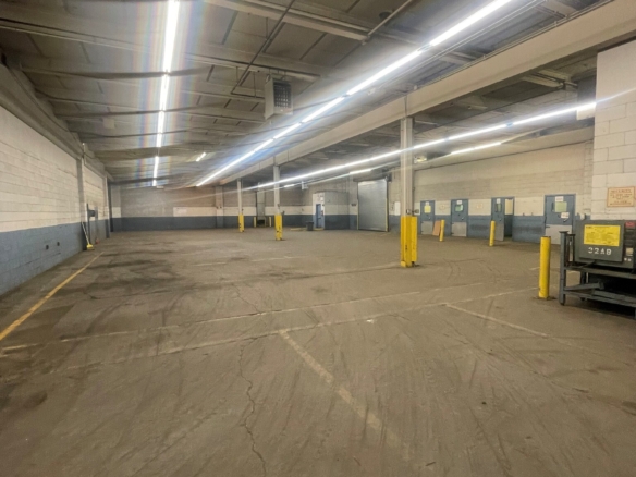 Warehouse and industrial | Office space for lease in Manhattan, NYC ...