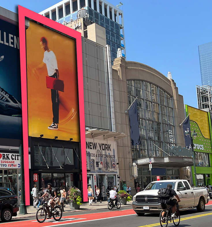 W 34th St, Midtown South, Retail Space For Rent 1,900 - 2,500 SF