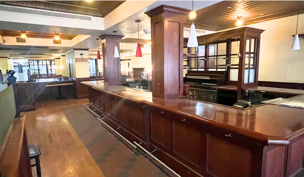 Times Square, W 46th St, Retail/Restaurant Space For Rent 3,450 - 3,950 SF