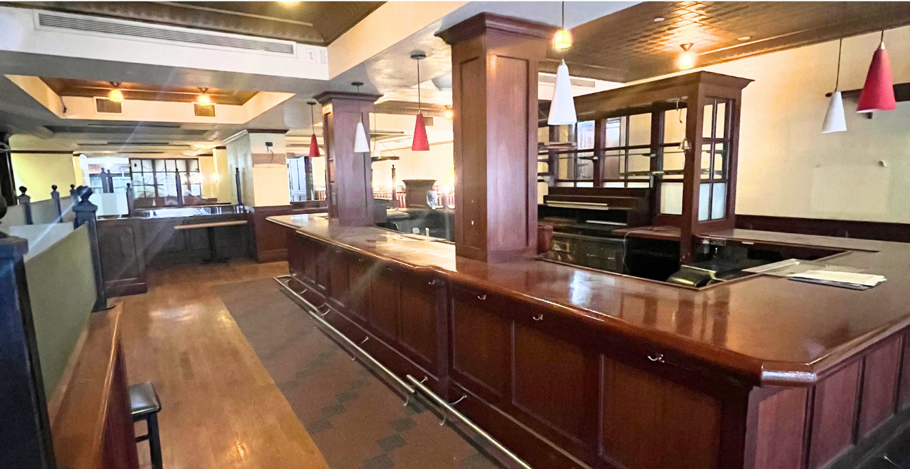 Times Square, W 46th St, Retail/Restaurant Space For Rent 3,450 - 3,950 SF