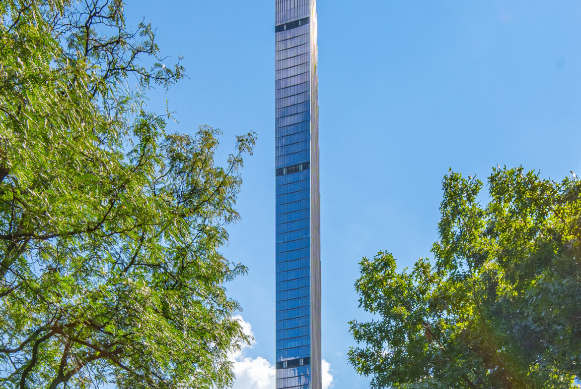 W 57th St, Columbus Circle, Retail Space For Lease 8,200 SF