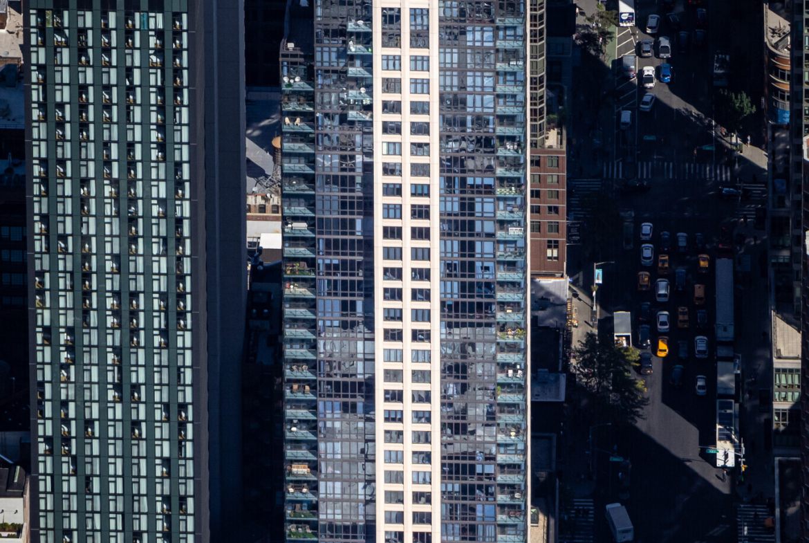 Sixth Ave, Chelsea, Retail Space For Lease 1,300 SF