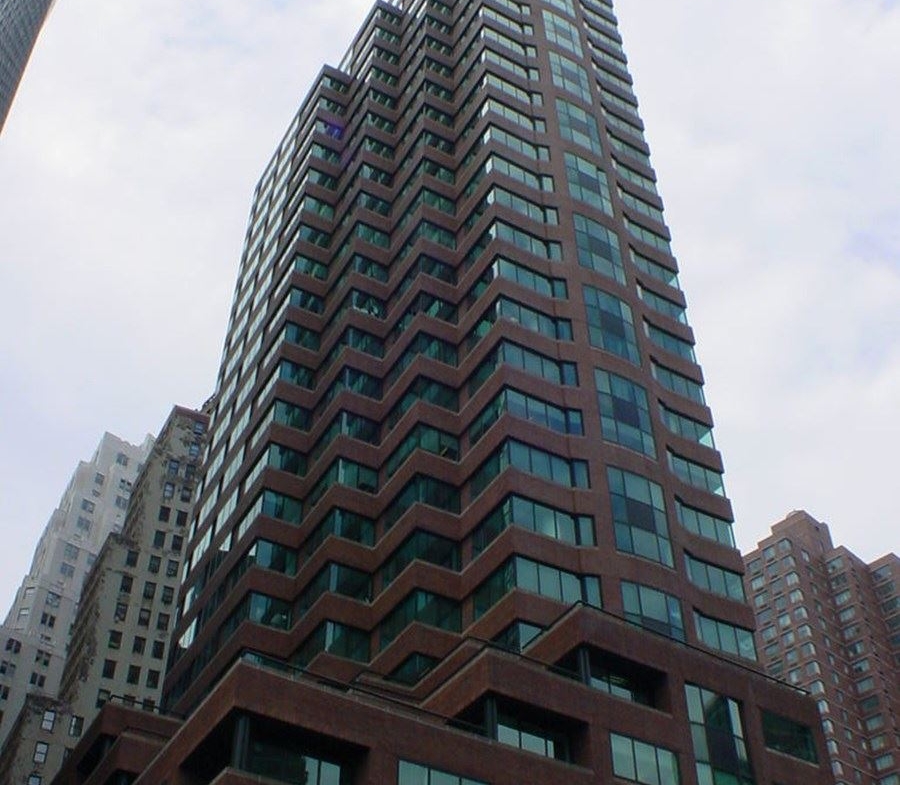 40 Fulton St, New York, NY, Class A Office Building