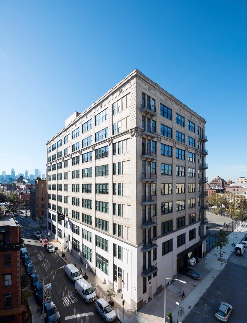 2 Gansevoort St, New York, NY, Class A Office Building