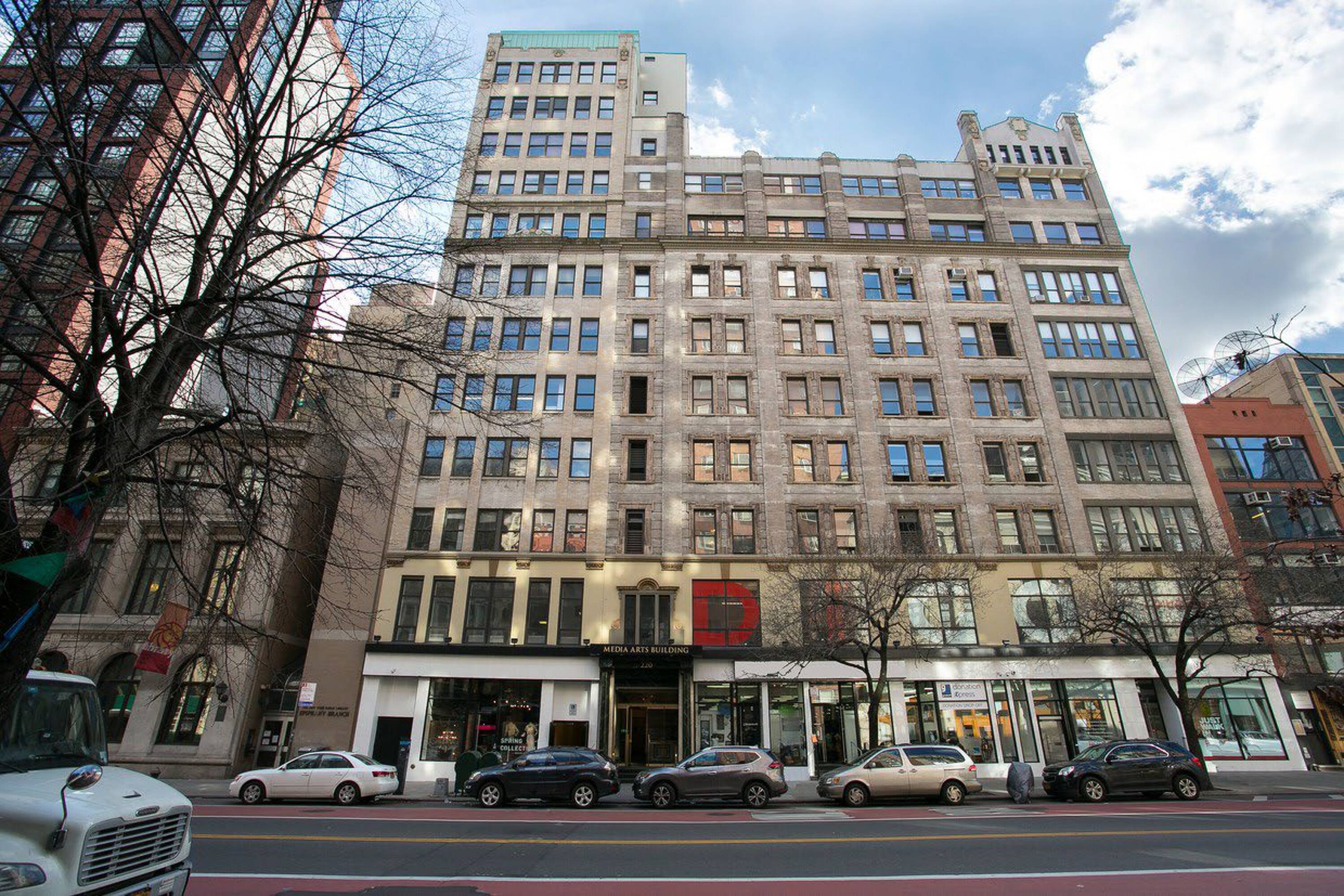 220 E 23rd St - Multi Media Bldg, New York, NY, Class B Office Building