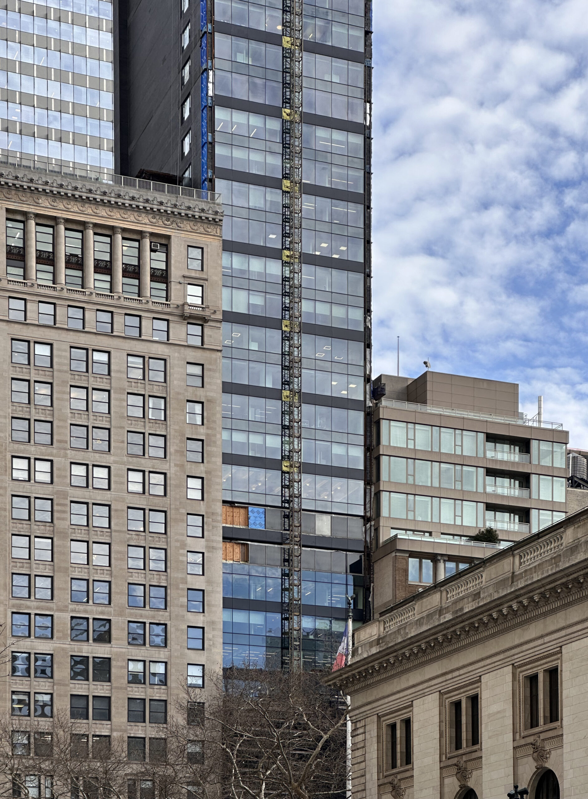 489 Fifth Ave, New York, NY, Class B Office Building