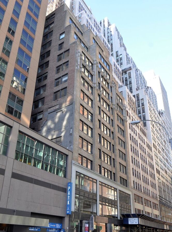 108 W 39th St, New York, NY, Class B Office Building