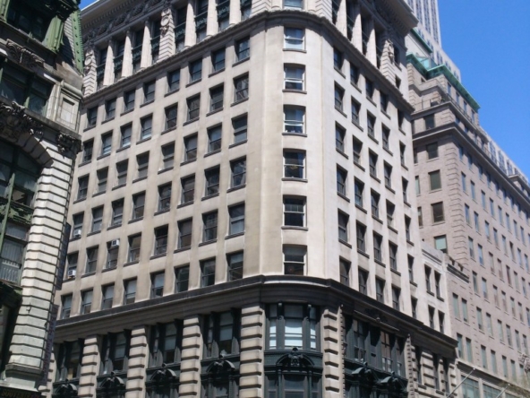 320 5th Ave, New York, NY, Class B Office Building