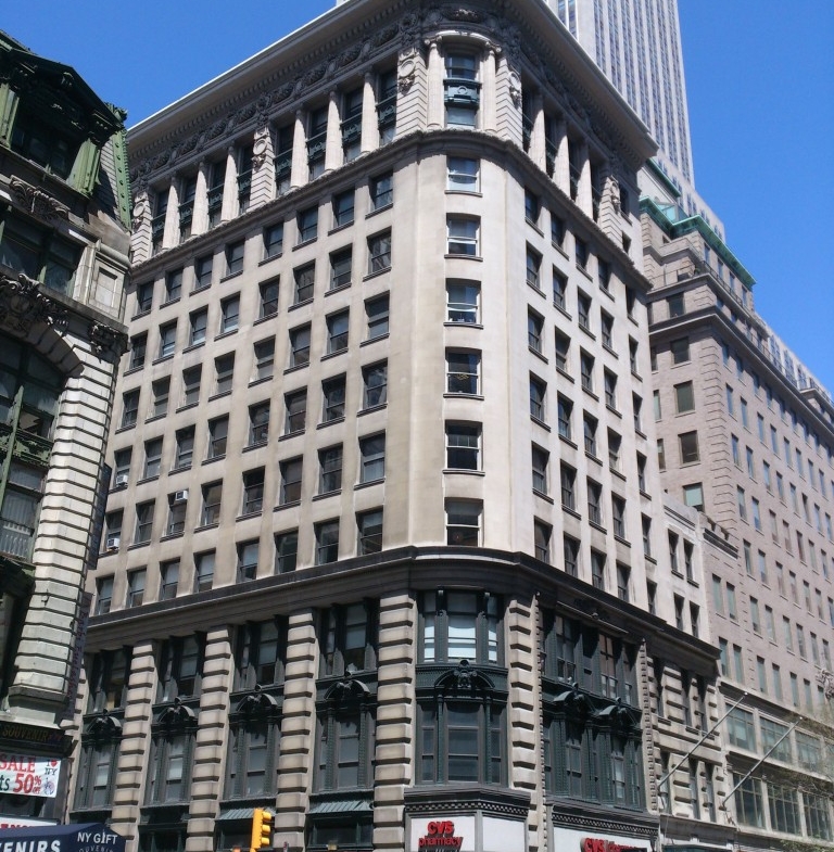 320 5th Ave, New York, NY, Class B Office Building