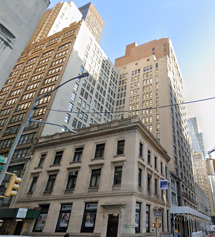 352 Park Ave S, New York, NY, Class B Office Building