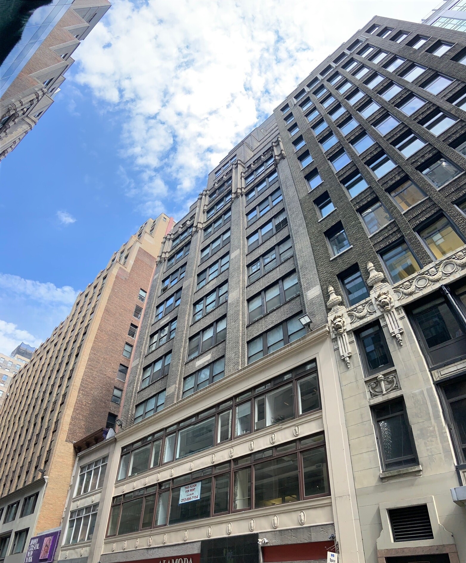 39-43 W 37th St, New York, NY, Class B Office Building