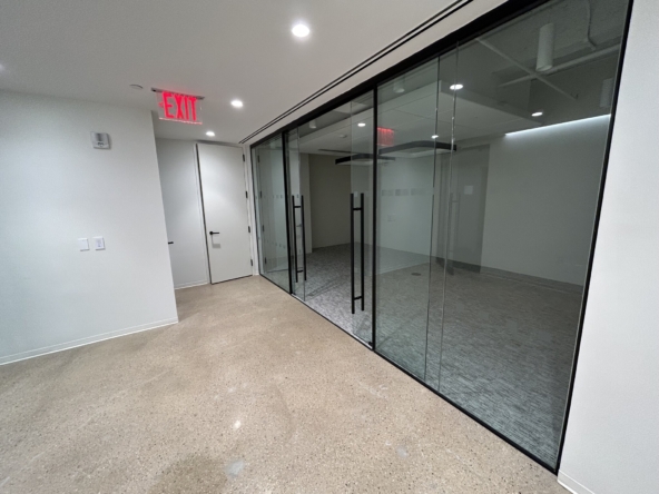 Fifth Avenue, Grand Central, NYC, Fully Built Office Space For Rent 3,800 SF