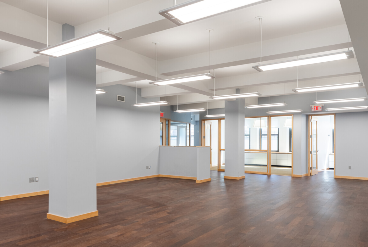 W 45th St, Times Square, Fully Built Office Space For Lease 4,300 - 4,700 SF