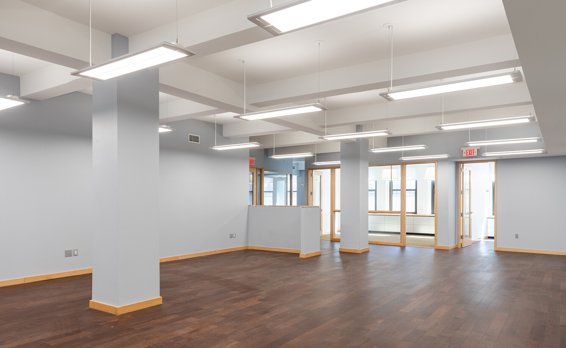 W 45th St, Times Square, Fully Built Office Space For Lease 4,300 - 4,700 SF