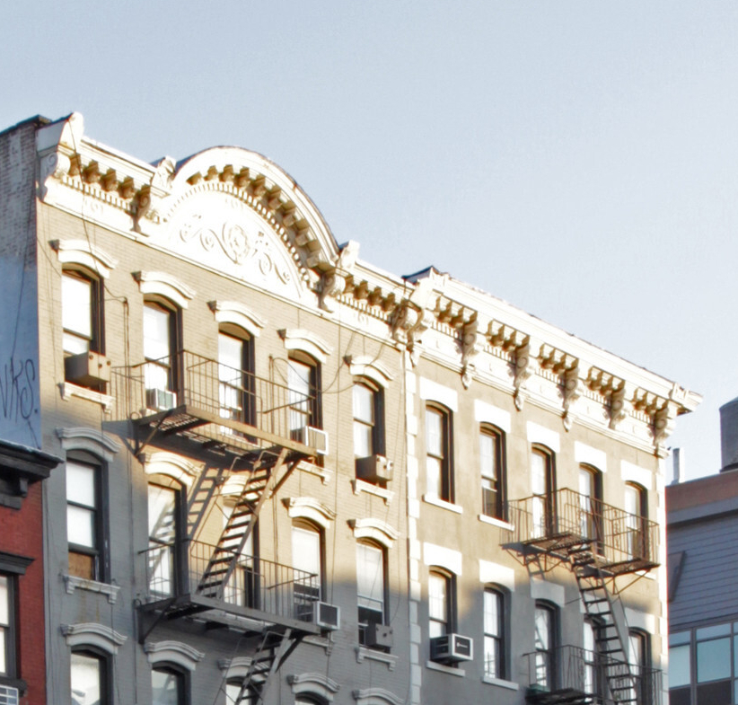 1st Avenue, East Village, Fully Built-Out Retail/Restaurant Space For Lease 1,250 SF