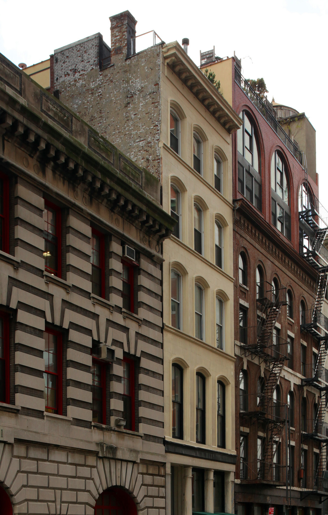 Tribeca, Duane St, Partial Built-Out Retail/Restaurant Space For Rent 5,600 SF