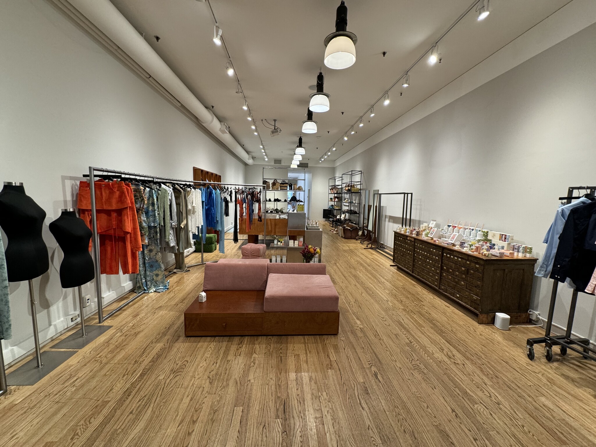 Broadway, SoHo, Fully Built-Out Retail Space For Rent 4,600 SF