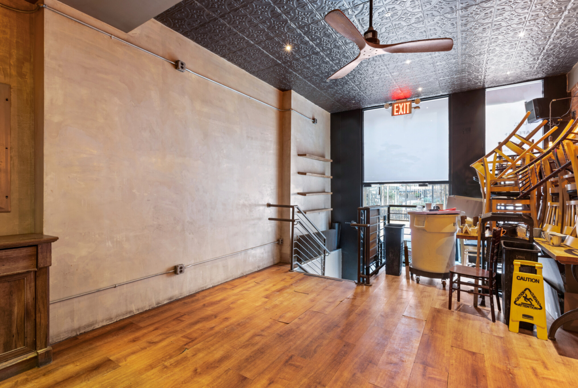 Grand St, SoHo, Fully Build-Out Retail/Restaurant Space For Rent 750 SF