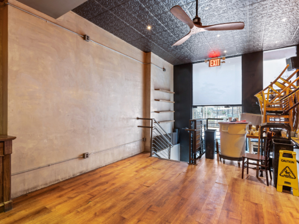 Grand St, SoHo, Fully Build-Out Retail/Restaurant Space For Rent 750 SF