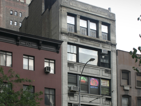 Lexington Ave, Murray Hill, Partial Built-Out Retail Space For Lease 1,550 SF