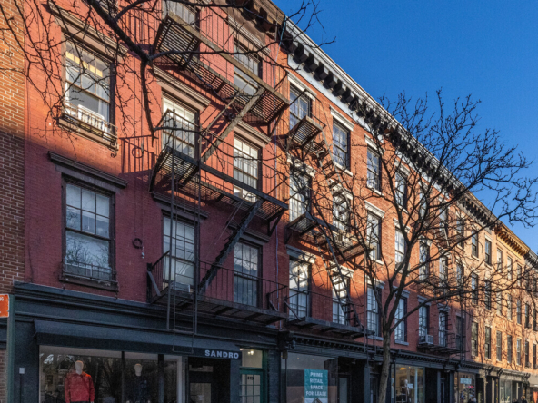 Bleecker St, Greenwich Village, Fully Build-Out Retail Space For Lease 750 SF