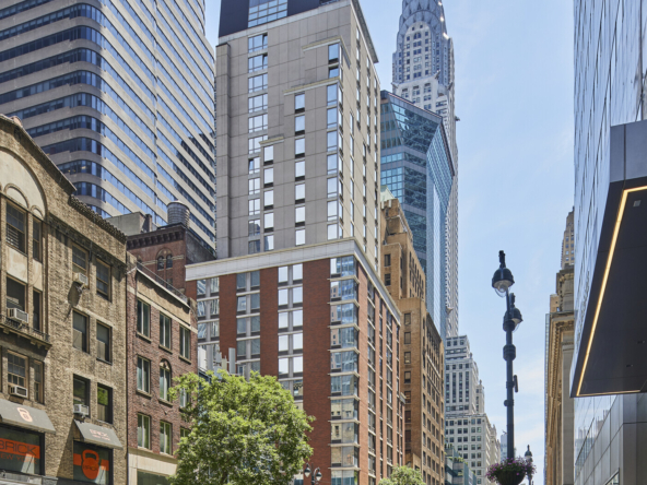 W 44th St, Grand Central, Fully Built-Out Retail Space For Rent 2,150 SF