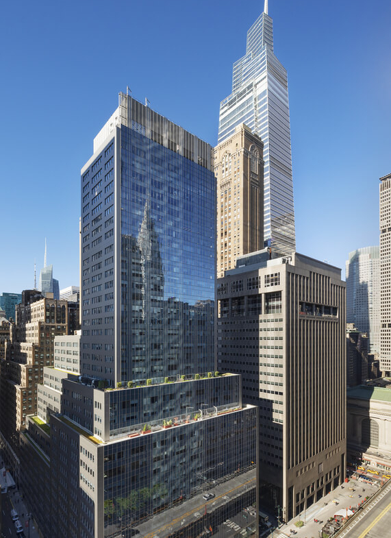 Park Ave, Park Avenue, Fully Built-Out Retail Space For Rent 1,150 SF