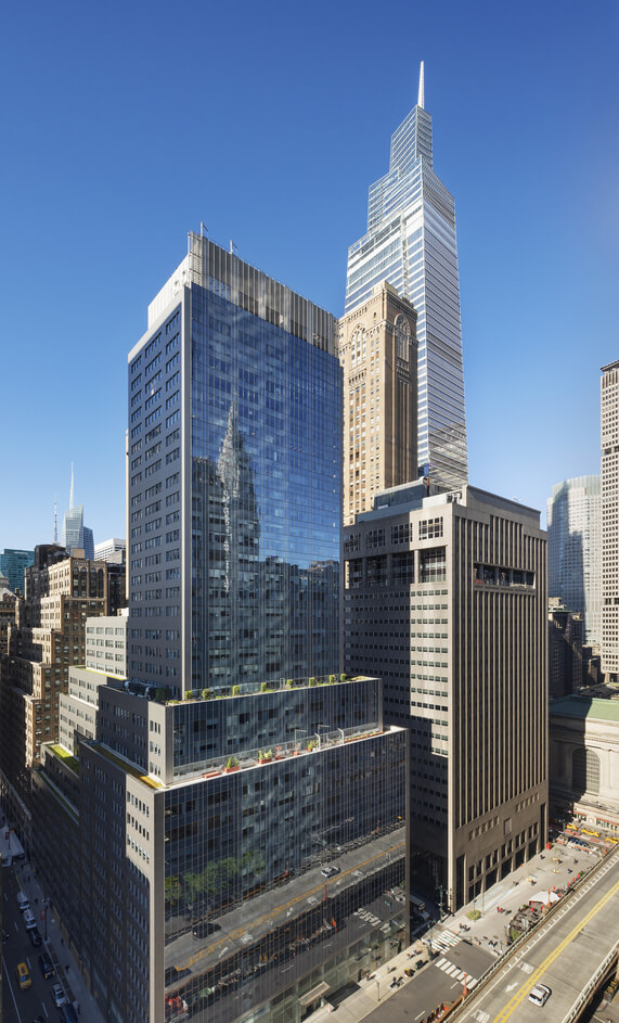 Park Ave, Park Avenue, Fully Built-Out Retail Space For Rent 1,150 SF