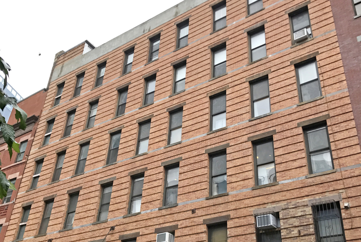 W 13th St, Meatpacking District, Partial Built-Out Retail Space For Rent 950 - 4,400 SF