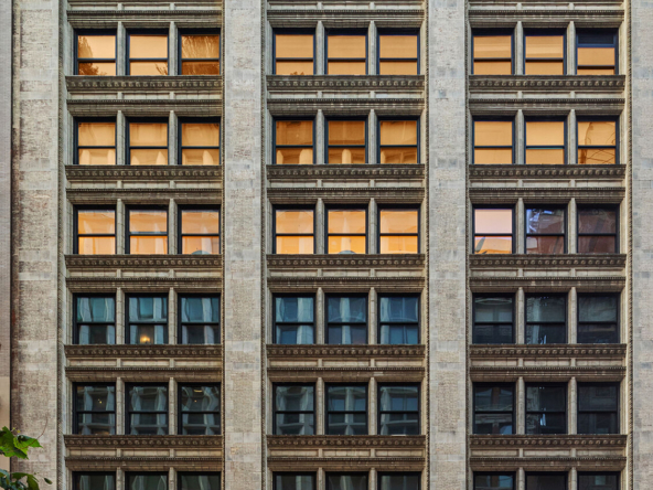 W 22nd St, Flatiron District, Fully Built-Out Retail/Showroom Space For Rent 8,900 SF