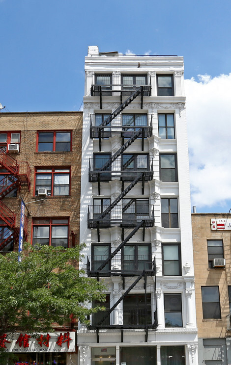 Bowery, Lower East Side, Fully Build-Out Retail/Fitness Space For Lease 2,490 - 2,550 SF