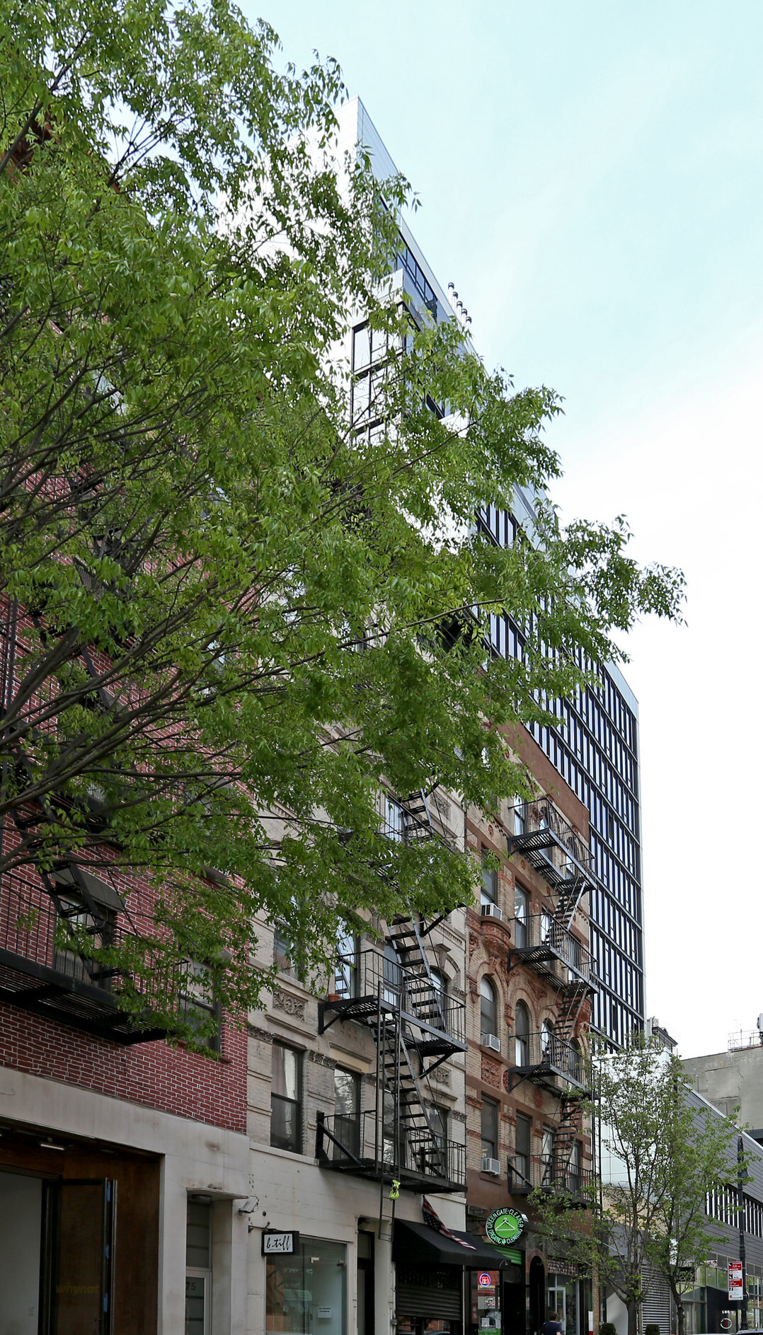Orchard St, Lower East Side, Fully Built-Out Retail Space For Rent 3,050 SF