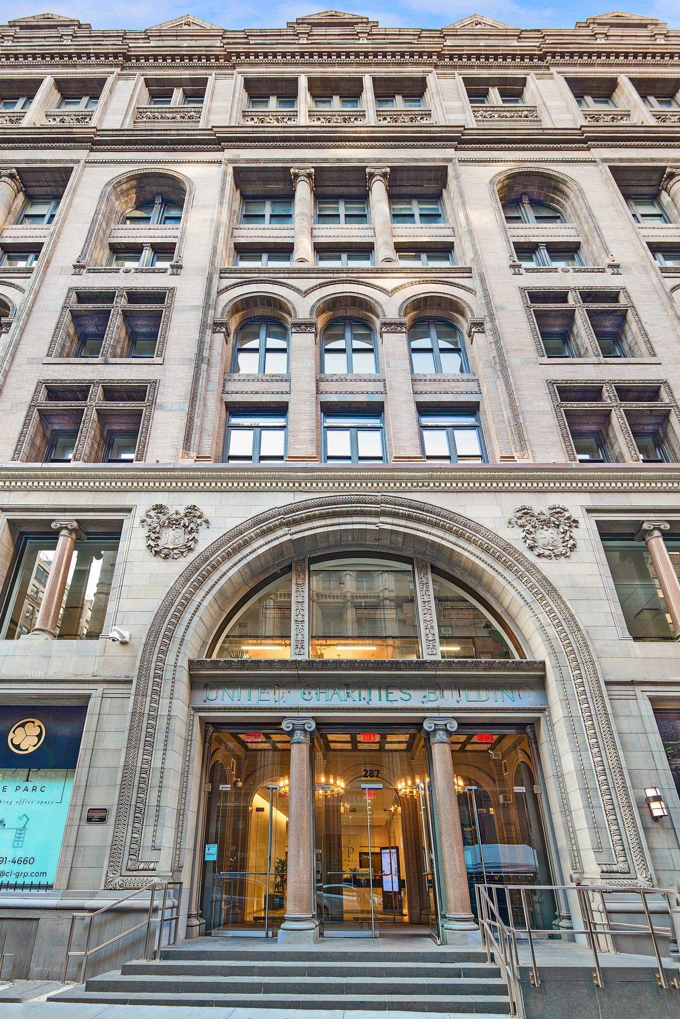 Park Ave S, Flatiron District, Fully Built-Out Retail Space For Rent 7,100 SF