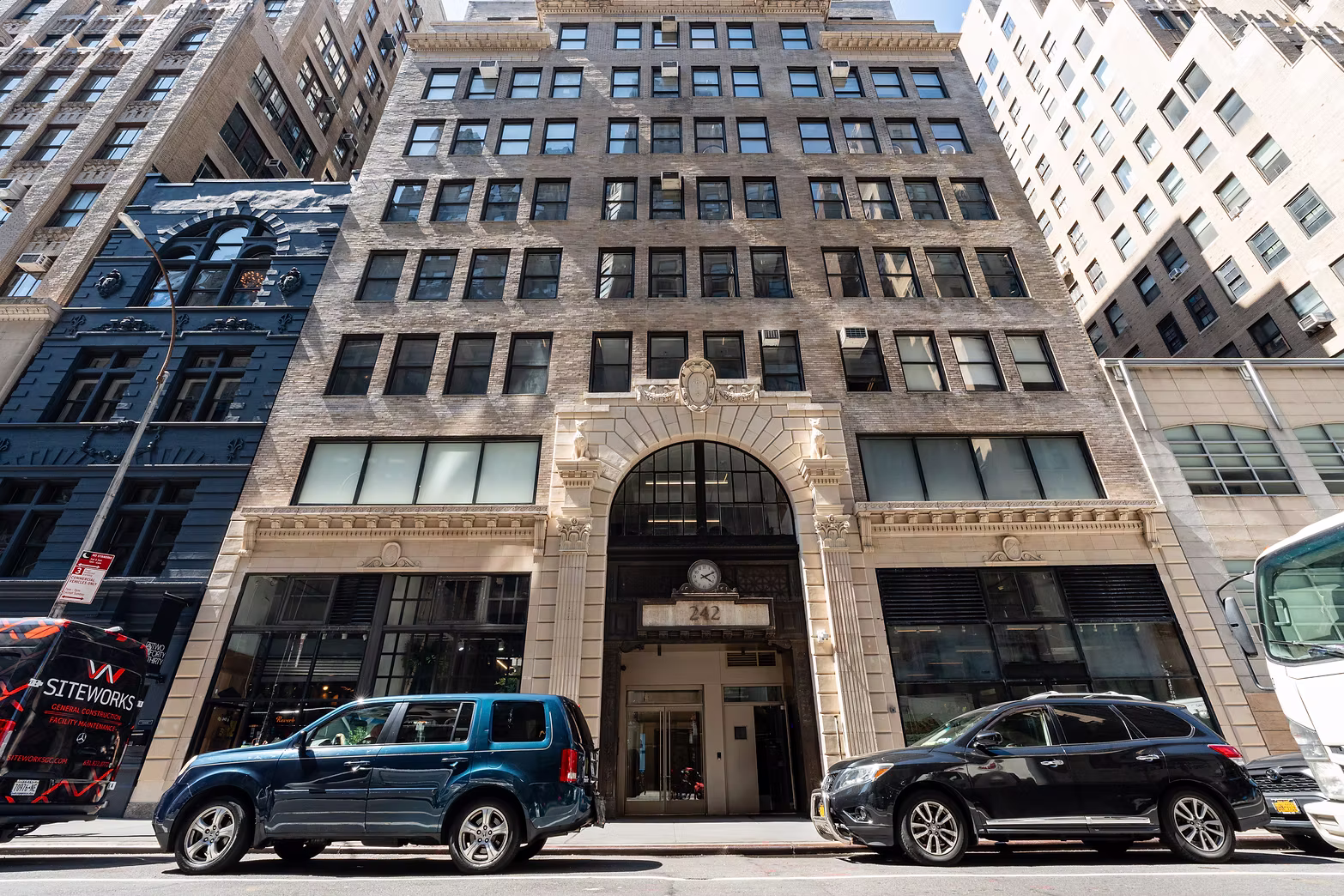 242 W 30th St, New York, NY, Class B Office Building