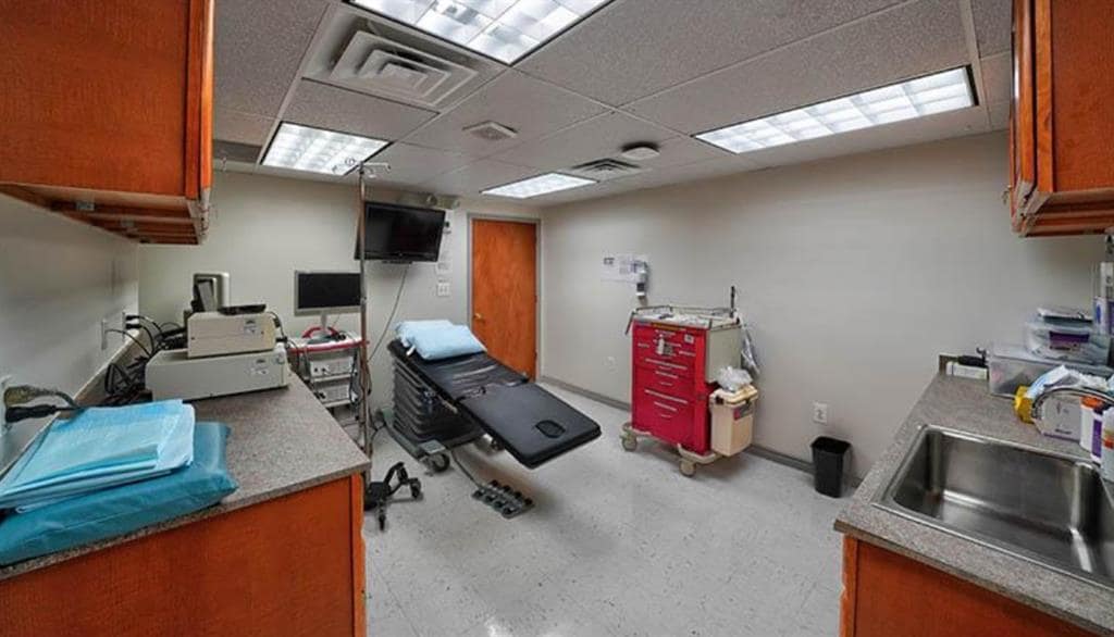 South Brooklyn, Avenue U, Medical Office Space For Rent 3,050 SF