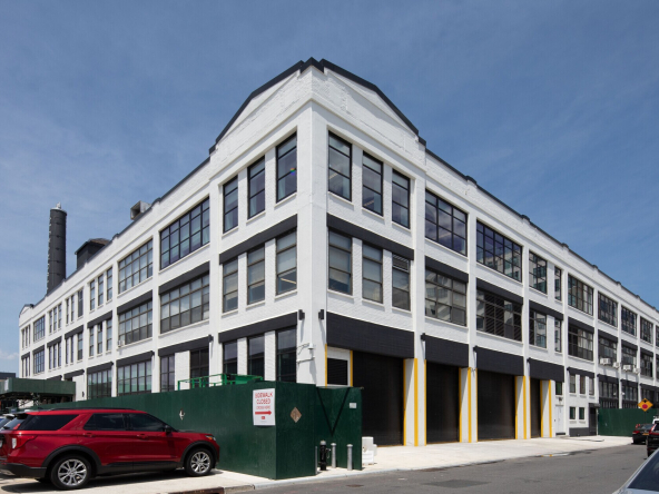48th Ave, Long Island City, Medical Office Space For Rent 2,750 – 39,700 SF