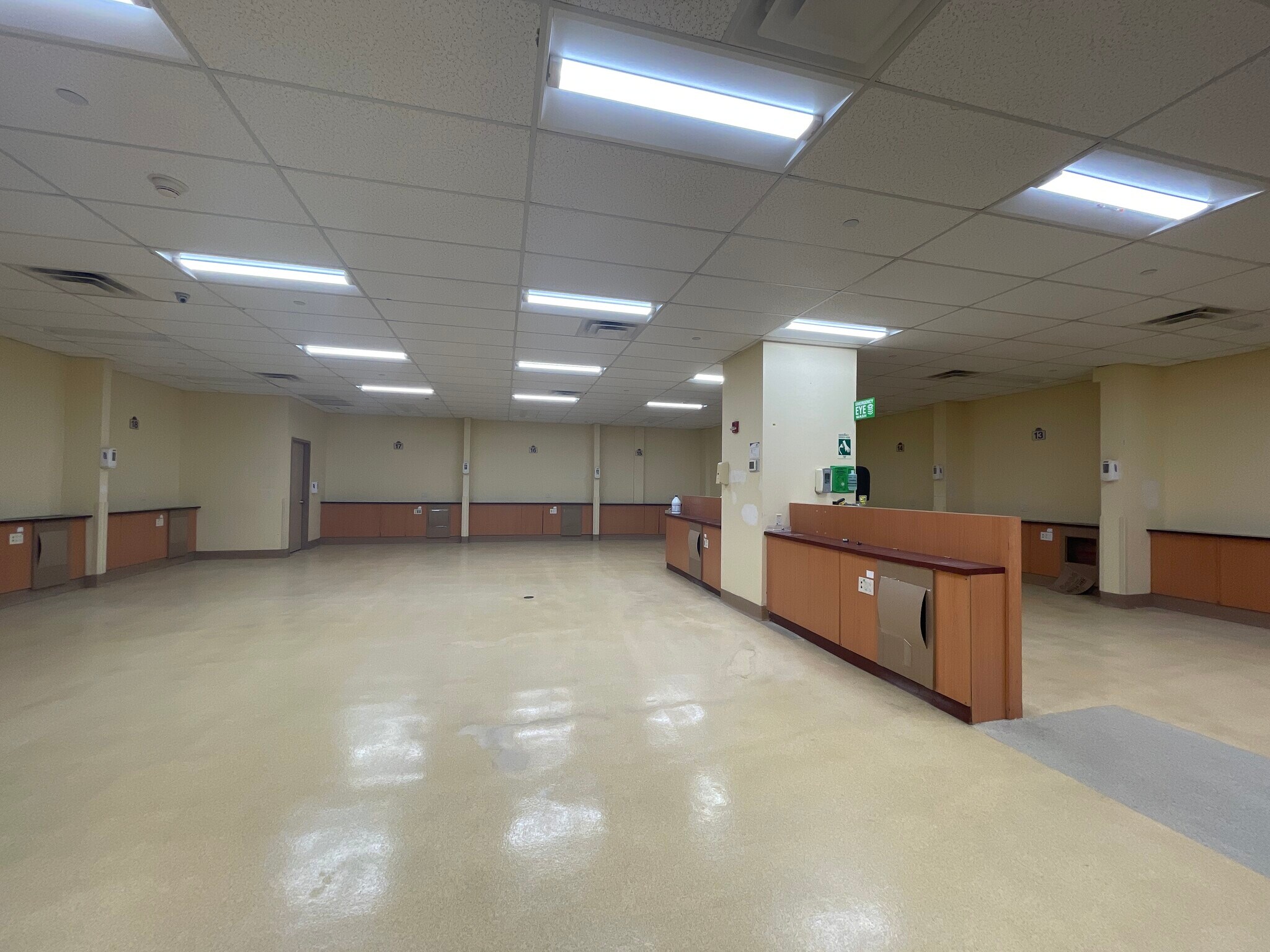 Coney Island Ave, South Brooklyn, Medical Office Space For Sublease 10,500 SF Good Price!