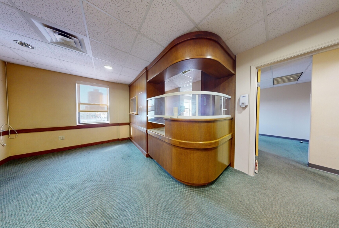 E 12th St, South Brooklyn, Medical Office Space For Rent 2,850 SF