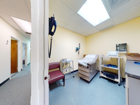 E 14th St, South Brooklyn, Medical Office Space For Lease 2,450 SF