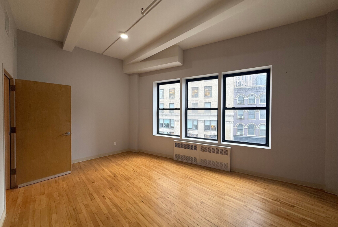 Gramercy Park, Broadway, Medical Office Space For Lease 1,600 - 4,150 SF